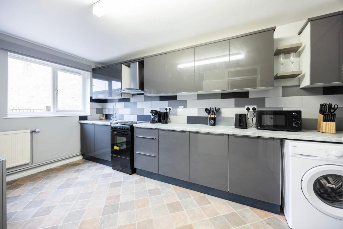 Apartment The Blue Hideaway - Spacious Battersea House With Private Garden